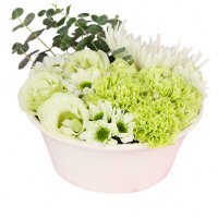 Lågt vitt arrangemang - Dekorationer - Skicka blommor och presenter i %city%